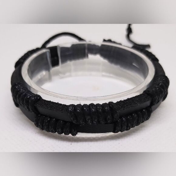 Men's leather bracelet layered black new e57 - Picture 1 of 1